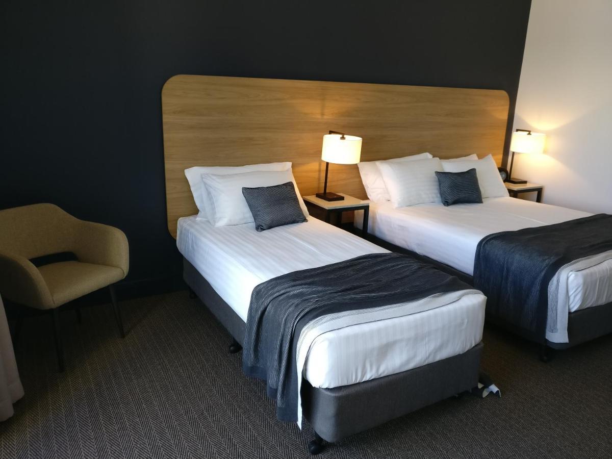 Springs Newcastle Motel Екстериор снимка