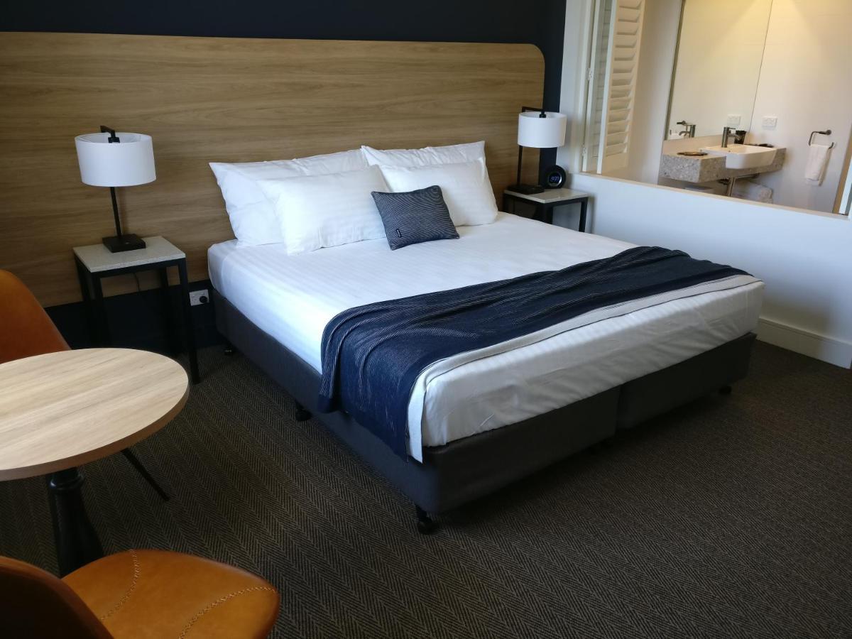 Springs Newcastle Motel Екстериор снимка