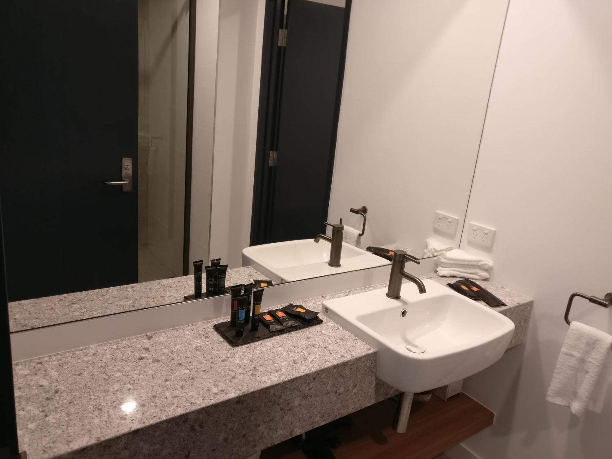 Springs Newcastle Motel Стая снимка